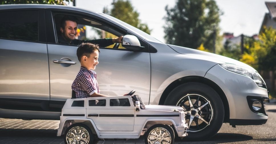 Apaixonado por carros: dicas para preparar sua oficina para o Dia dos Pais!